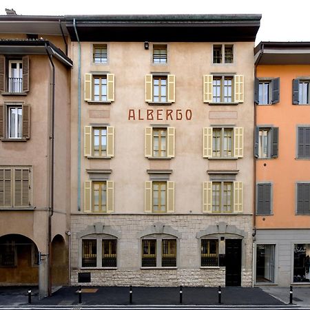 Petronilla - Hotel In Bergamo Exterior photo