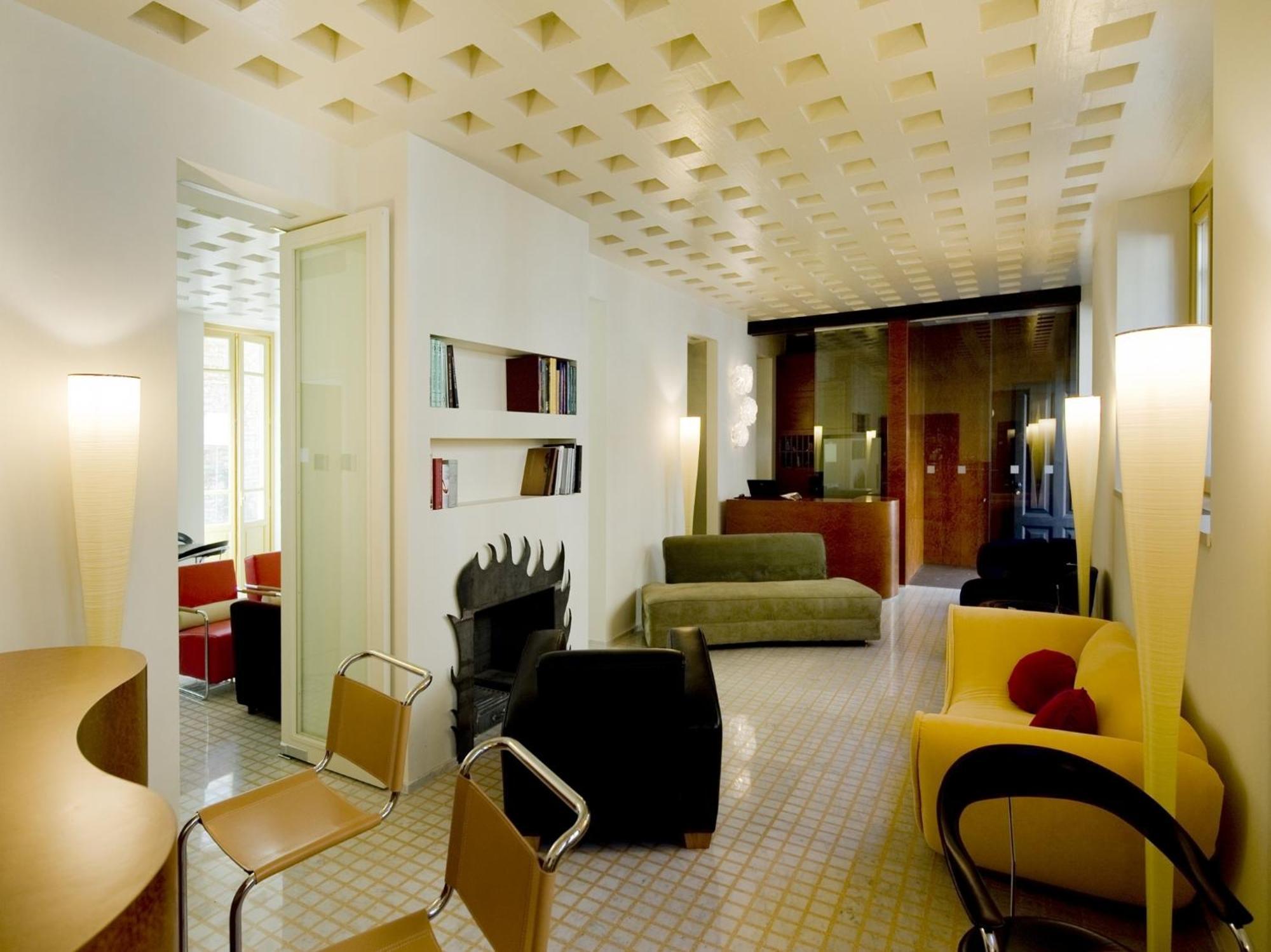 Petronilla - Hotel In Bergamo Exterior photo