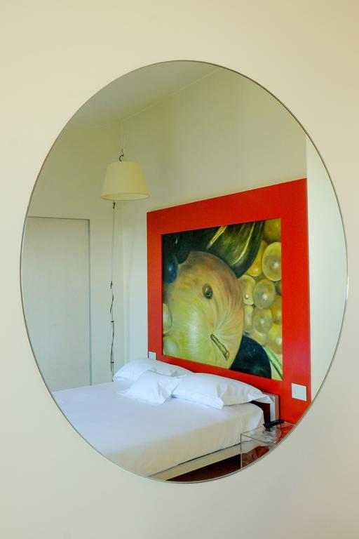 Petronilla - Hotel In Bergamo Room photo